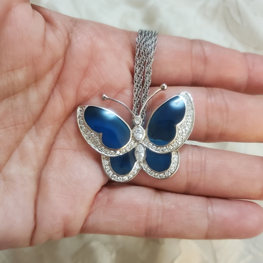 Vintage Italian Silver Butterfly Glass Pendant and Necklace. - Picture 2 of 8